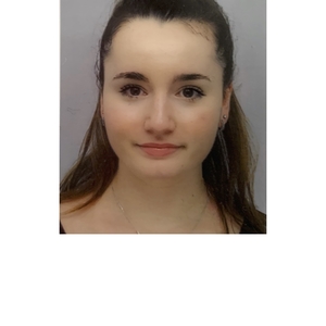 Flora - Prof d'aide aux devoirs - Reims