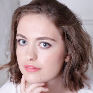 Camille - Prof d'histoire - géo - Paris
