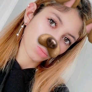 Anissa - Prof de maths - Chenoise