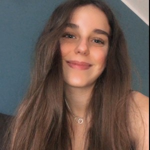 Camille - Prof d'aide aux devoirs - Croix