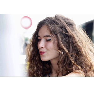 Mélody - Prof de maths - Besançon