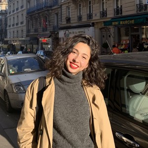 Jade - Prof de français - Linas