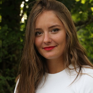 Léana - Prof d'aide aux devoirs - Dijon