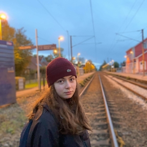 Louise - Prof d'histoire - Roubaix