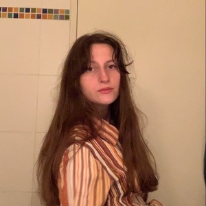 Emma - Prof d'histoire - Paris