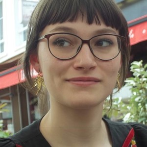 Jeanne - Prof d'histoire - Paris