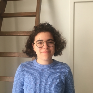 Mona - Prof de SVT - Paris