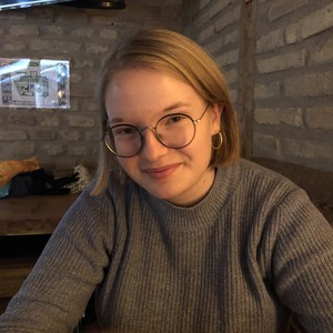 Violette - Prof d'anglais - Strasbourg