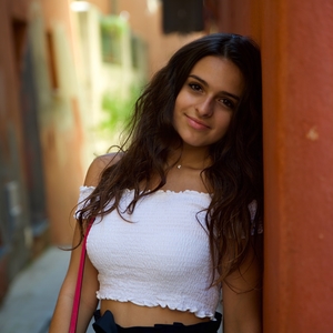 Lola - Prof d'espagnol - Six-Fours-les-Plages