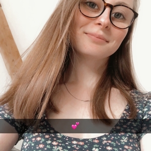 Pauline - Prof d'initiation informatique - Étouy