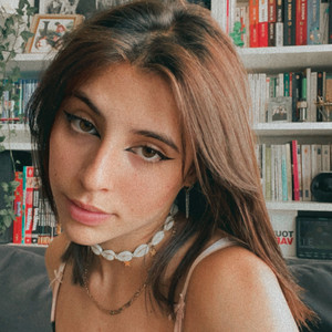 Emma - Prof de maths - Vénissieux