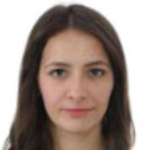 Sara - Prof de maths - Perpignan
