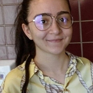 Chaïma - Prof de maths - Argenteuil