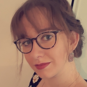 Charlotte - Prof de maths - Estaires