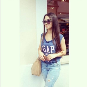 Meriem - Prof de maths - Tours