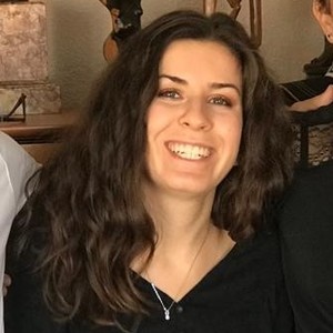 Chloé - Prof d'aide aux devoirs - Ponteilla