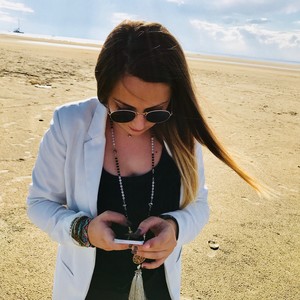 Océane - Prof de français - Châteauneuf-les-Martigues