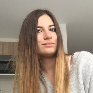 Prisca - Prof de management - Isle