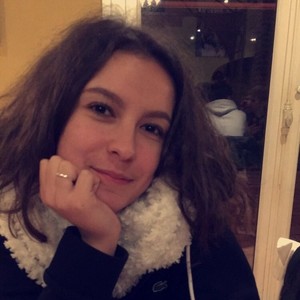 Lola - Prof d'aide aux devoirs - Montévrain