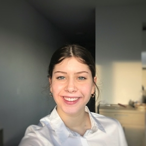 Chloé - Prof de géologie - La Rochelle