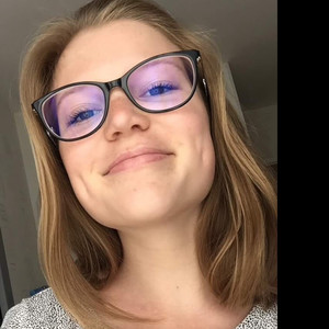 Julie - Prof de biologie - Reims