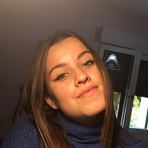 Eva - Prof d'aide aux devoirs - Vivonne