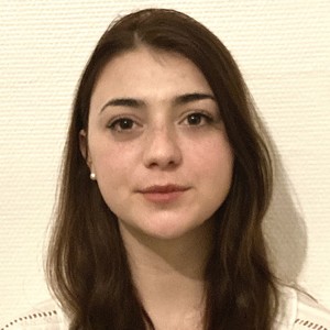 Alice - Prof de dissertation - Toulon