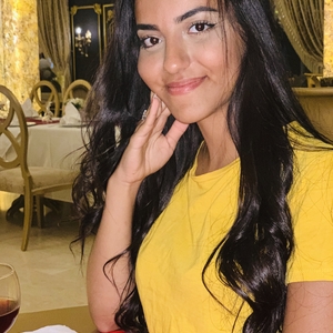 Nabila - Prof de maquillage - Paris