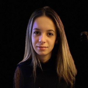 Laura - Prof d'économie - Limoges
