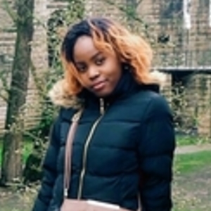 Sara - Prof de maths - Nantes