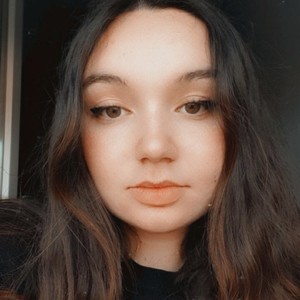 Coralie - Prof d'aide aux devoirs - Angers