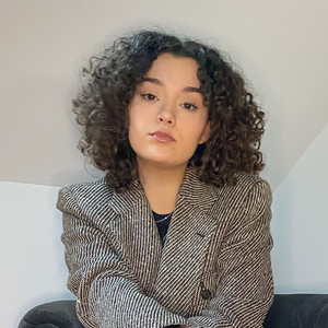 Yasmine - Prof de maths - Magny-le-Hongre