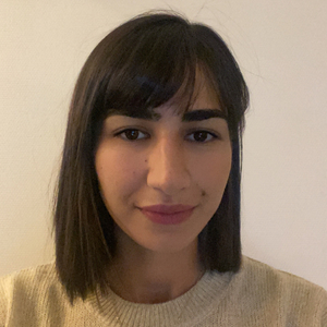 Yasmine - Prof d'aide aux devoirs - Paris