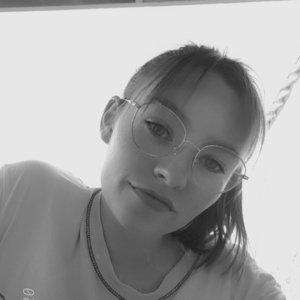 Florine - Prof de gymnastique artistique - Manthelan