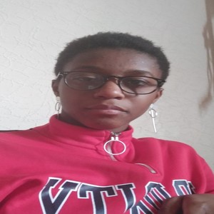 Emily - Prof d'aide aux devoirs - Le Chesnay