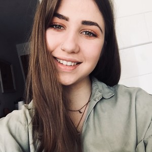 Elisa - Prof d'anglais - Frontenex