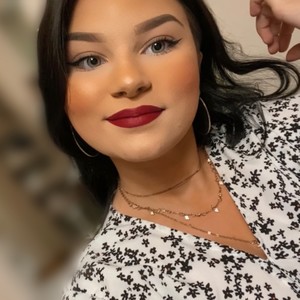 Elisa - Prof de maquillage - Drouilly