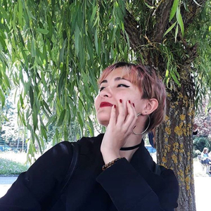 Julie - Prof de français - Collonges-sous-Salève