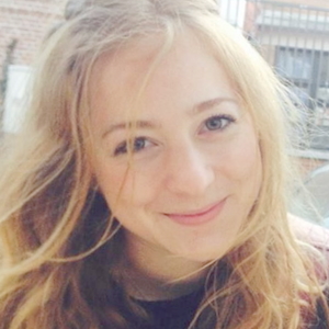 Ariane - Prof d'économie - Paris