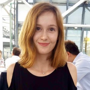 Pauline - Prof de droit civil - Lyon