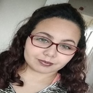 Omaima - Prof d'expression orale - anglais - Firminy