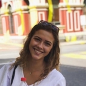 Lucie - Prof de français - Verviers