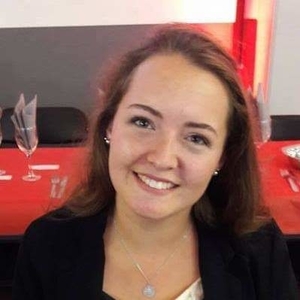 Anais - Prof d'économie - Liège