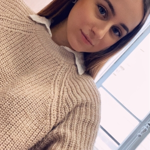 Marion - Prof de maths - Mions