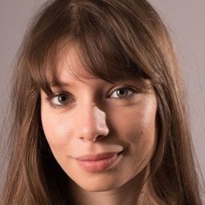 Neyla - Prof de SVT - Cergy