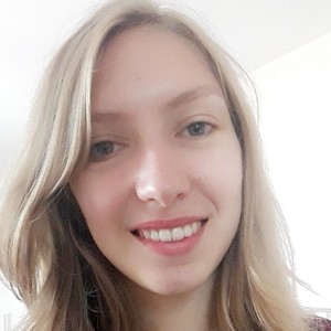 Léa - Prof d'aide aux devoirs - Colombes
