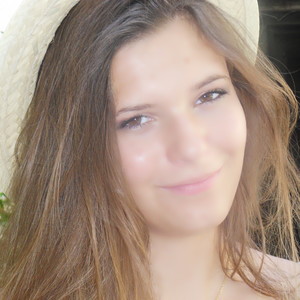 Ilona - Prof d'aide aux devoirs - Draveil