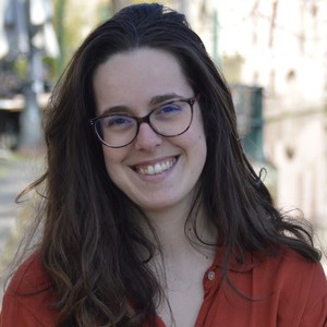 Louise - Prof de biologie cellulaire - Strasbourg