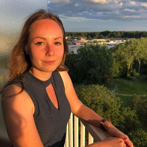 Laura - Prof d'aide aux devoirs - Saint-Martin-le-Beau