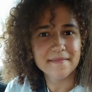 Sarah - Prof d'aide aux devoirs - Orange